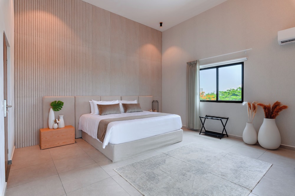 Royal Suite, 1 King Bed, Terrace, Executive Level