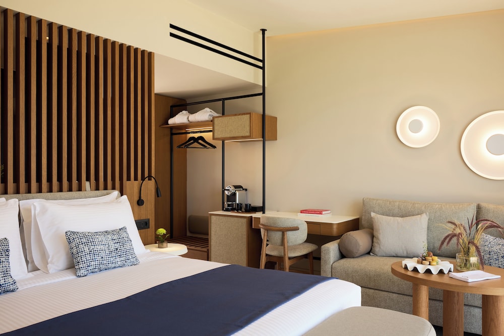 Deluxe Room, Sea View photo 1