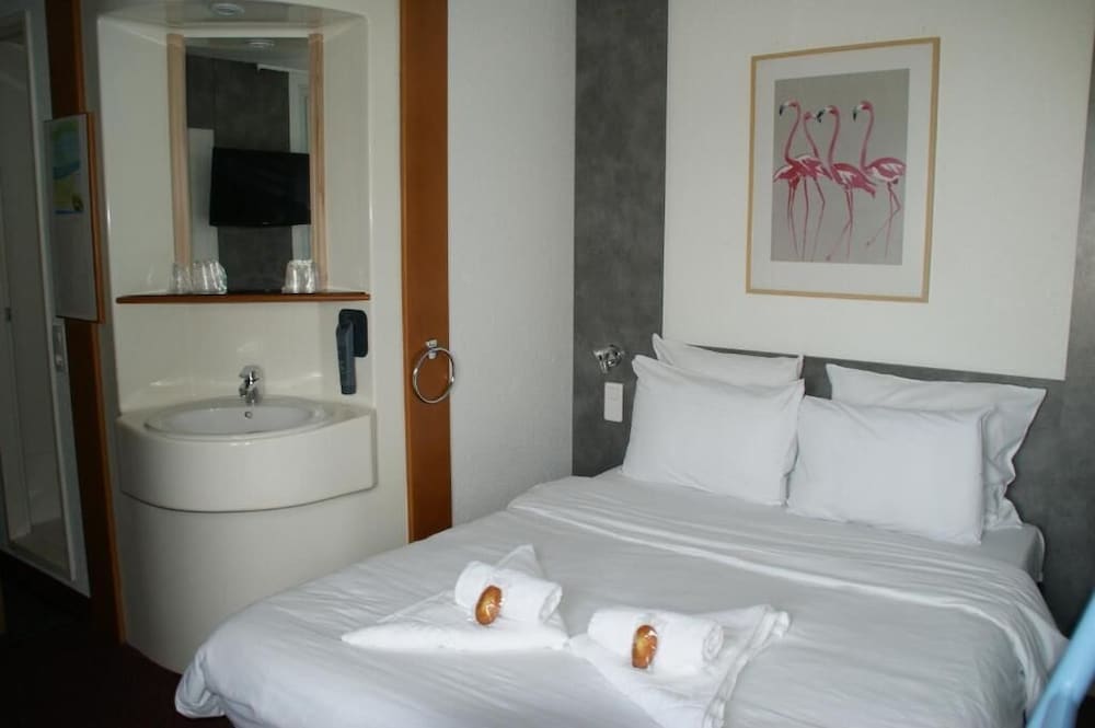 Standard Quadruple Room photo 2