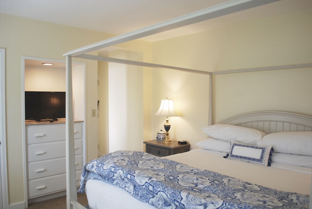 Deluxe Double Room, Private Bathroom (26)
