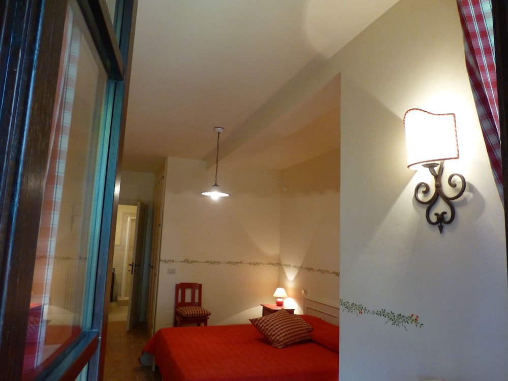 Romantic Room, Garden View photo 3