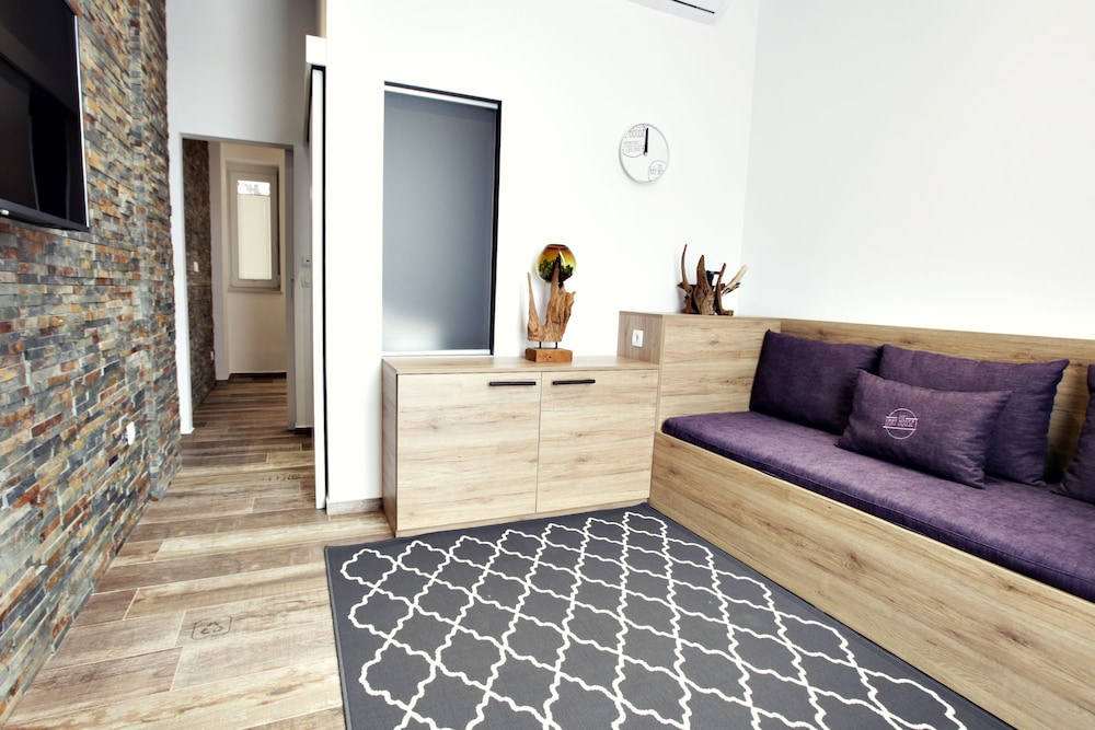 Traditional Apartment, 1 Queen Bed, Garden View (7) photo 2