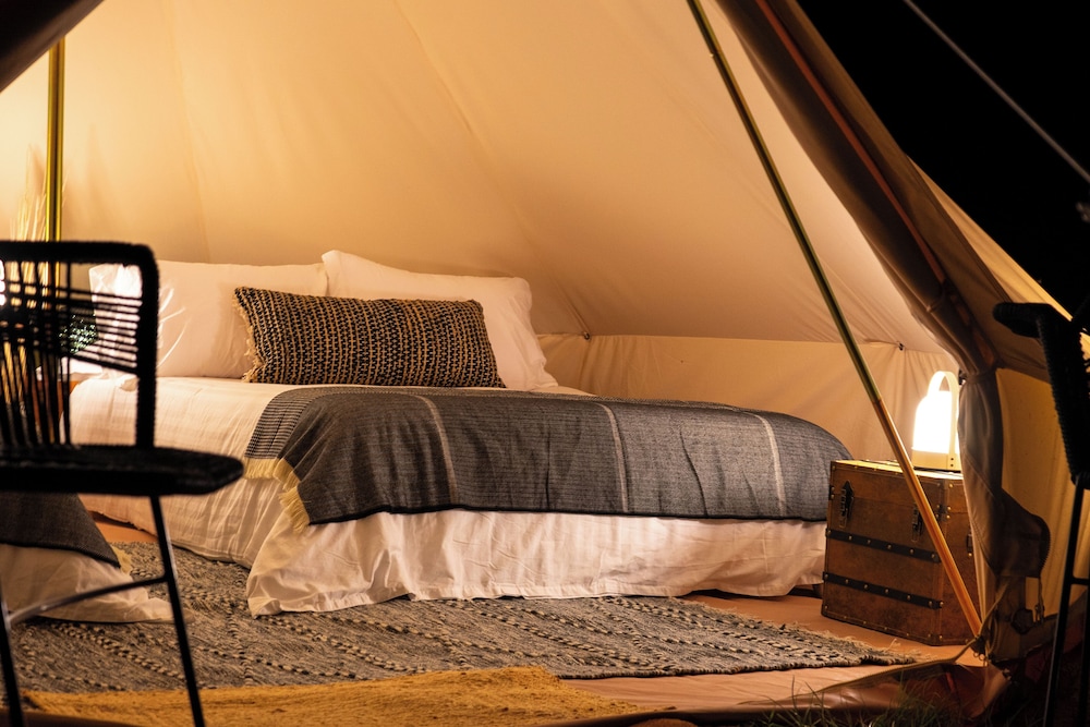Tent, 2 Queen Beds, River View photo 3