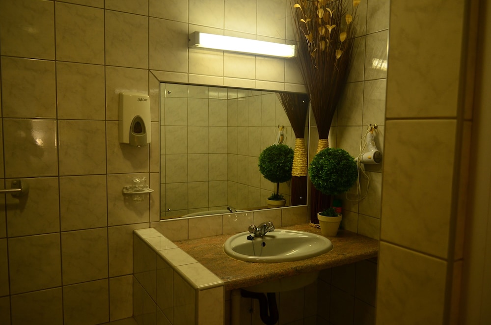 Standard Room photo 2