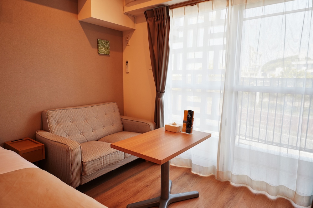 Double Room, Non Smoking - Photo 22