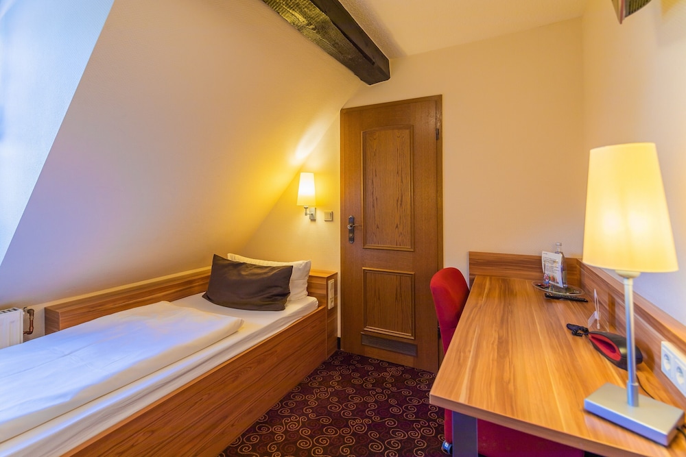Premium Single Room photo 3