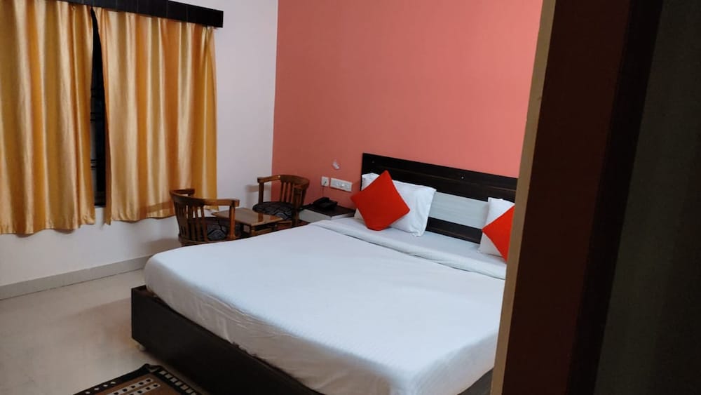Deluxe Double Room, City View photo 2