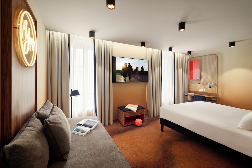 Superior Triple Room, Multiple Beds - Photo 2