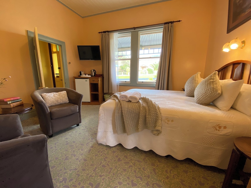 Nut View King Room photo 2