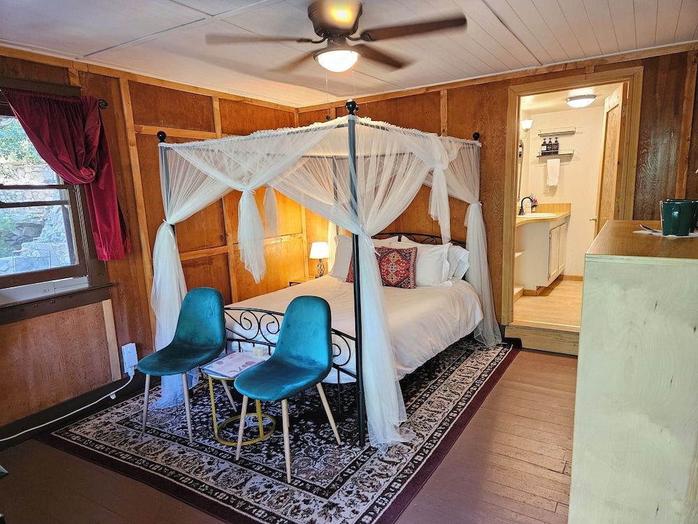 Comfort Room