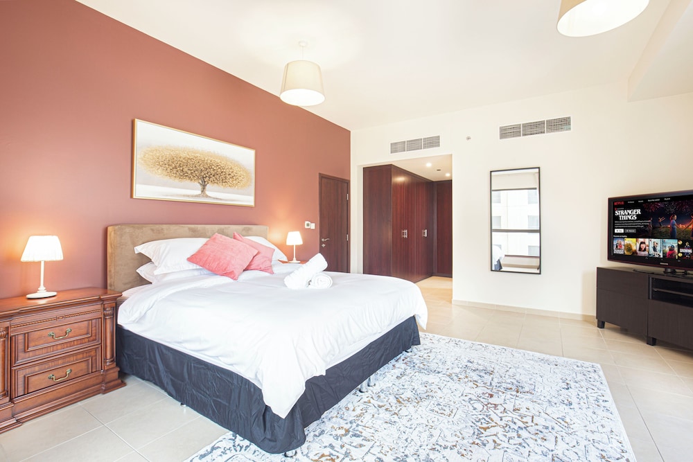 Family Apartment photo 2