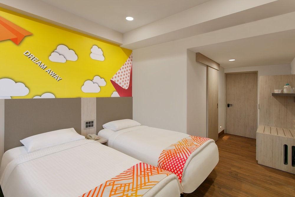 D-Luxe Room - Photo 5