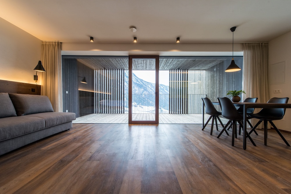 Luxury Studio Suite, Valley View