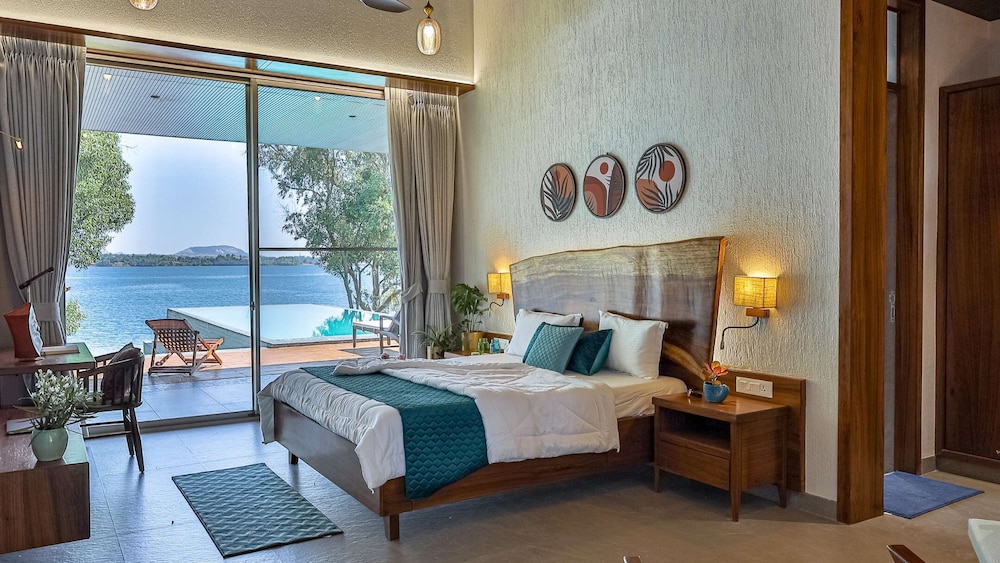 Villa, Lake View photo 1