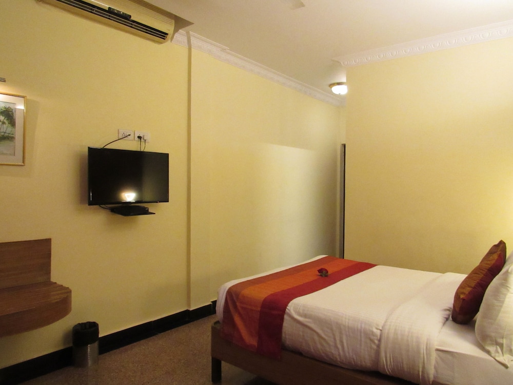 Executive Room - Photo 3