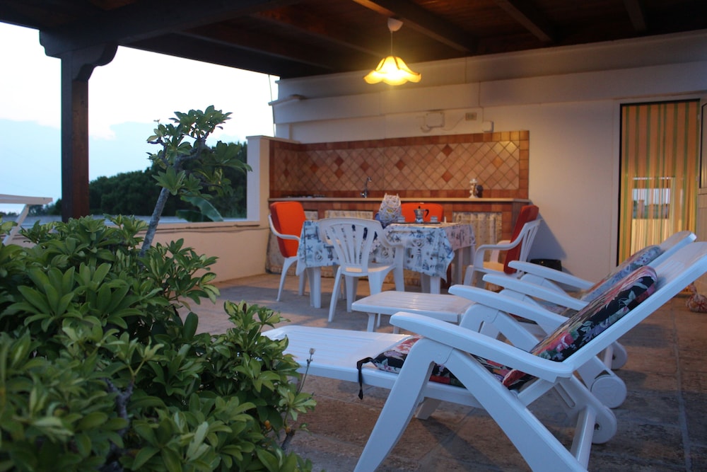 Studio, Partial Sea View photo 1
