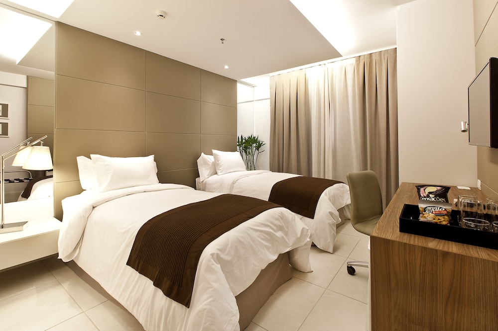 Deluxe Single Room