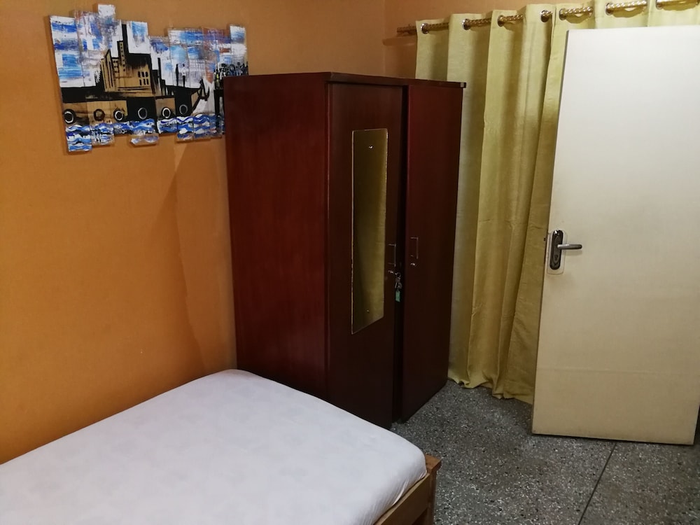 Basic Double or Twin Room photo 2