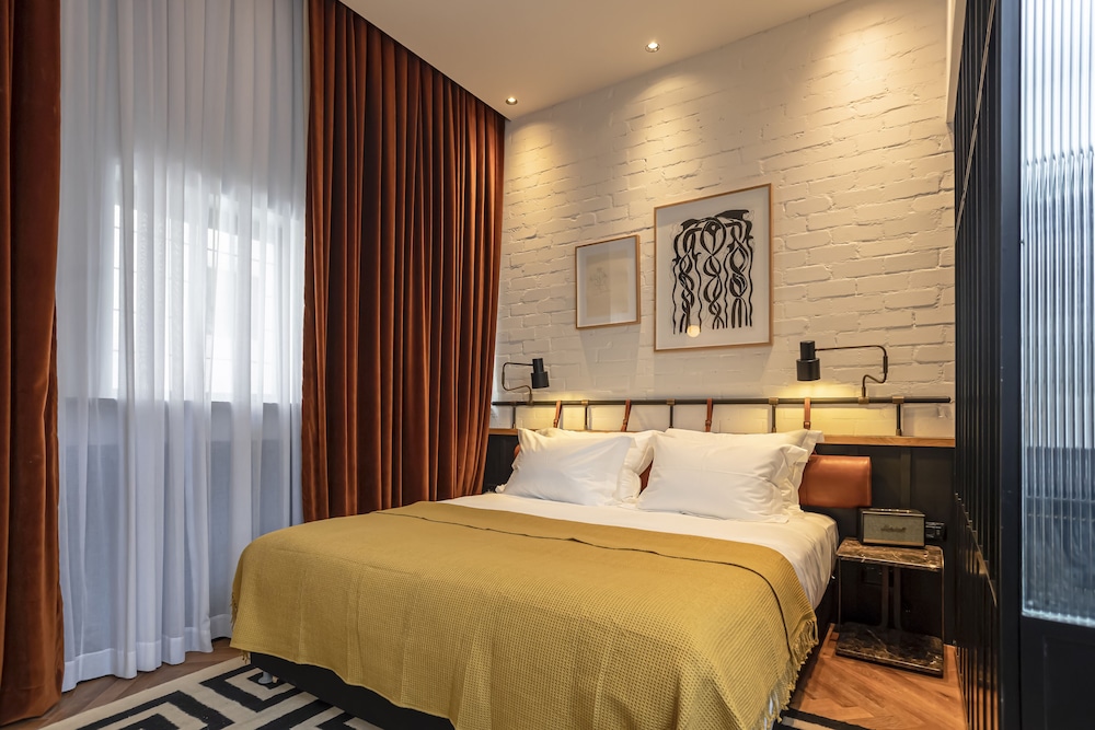 Classic Room - Photo 1