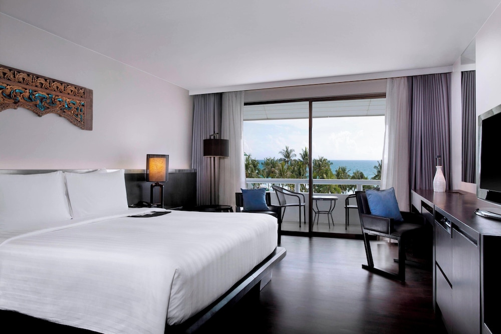 Room, 1 King Bed, Ocean View - Photo 1