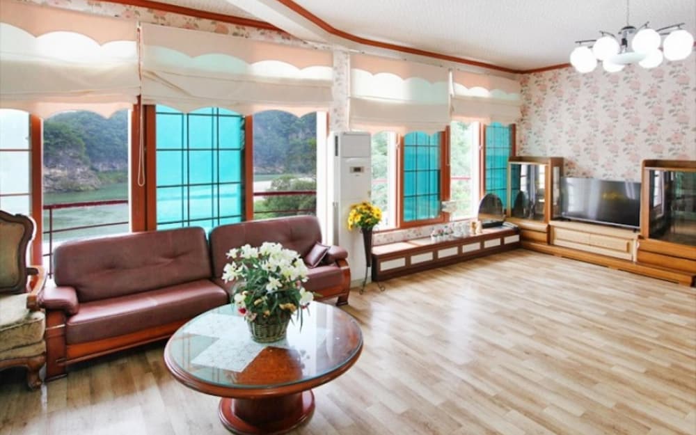 Room (Edelweiss (Main Building 2nd Floor))