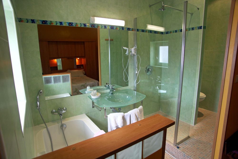 Standard Single Room photo 3