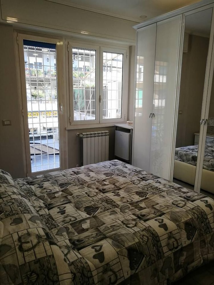 Double Room, Balcony
