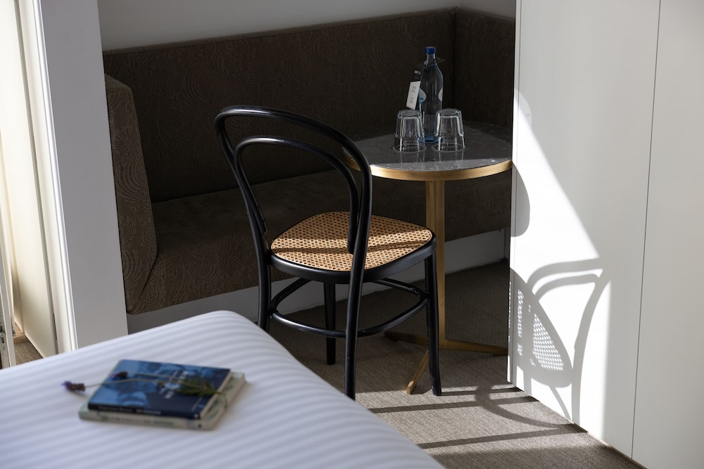 Superior Double Room, City View