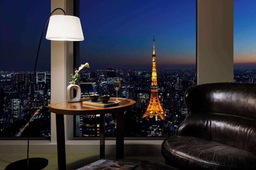 Suite (Andaz) thumbnail 6