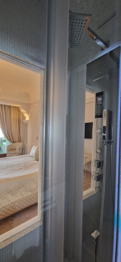 Junior Suite, Sea View - Photo 4