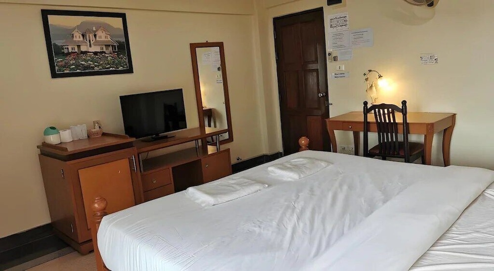 Standard Double Room, 1 Double Bed, Balcony photo 3