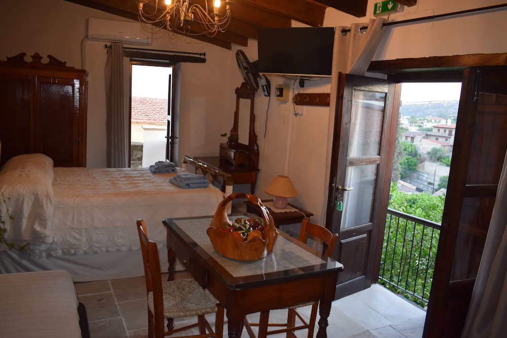 Panoramic Apartment, 1 Double Bed, City View