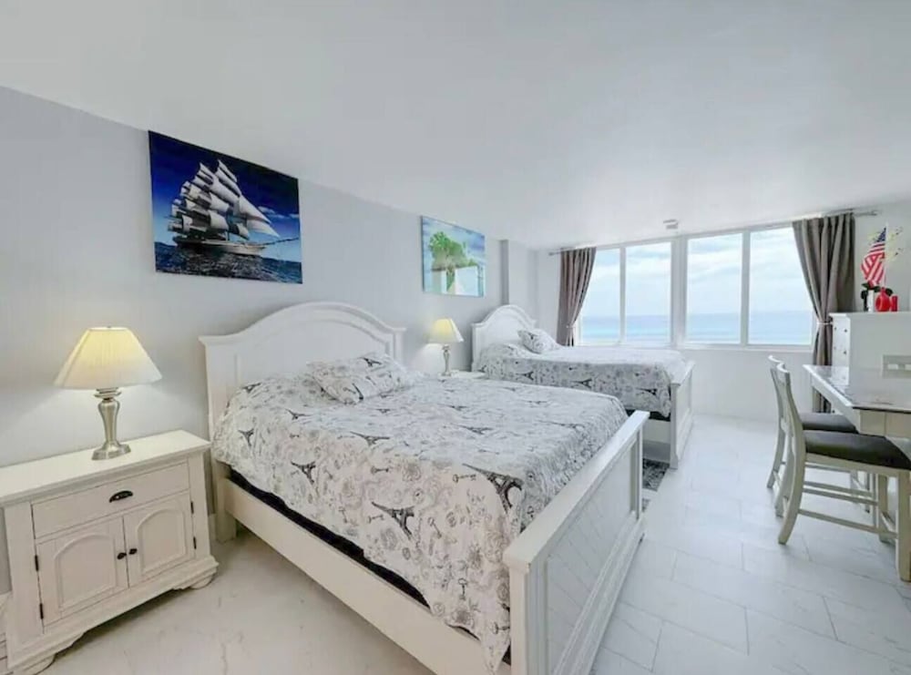 Condo, 1 Bedroom, Pets Allowed, Beach View photo 3