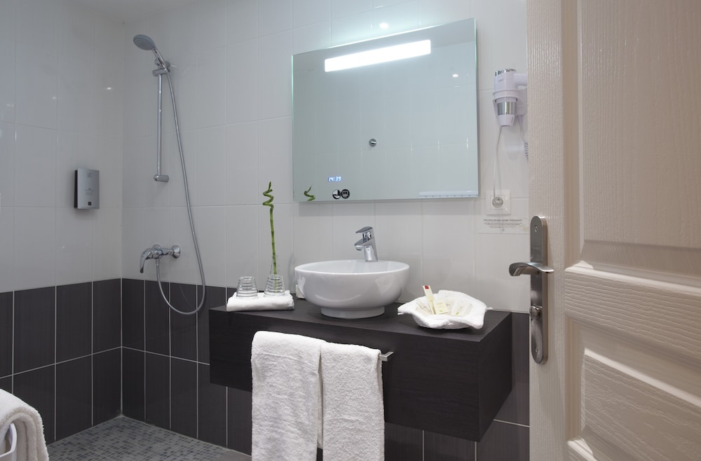 Superior Triple Room - Photo 2