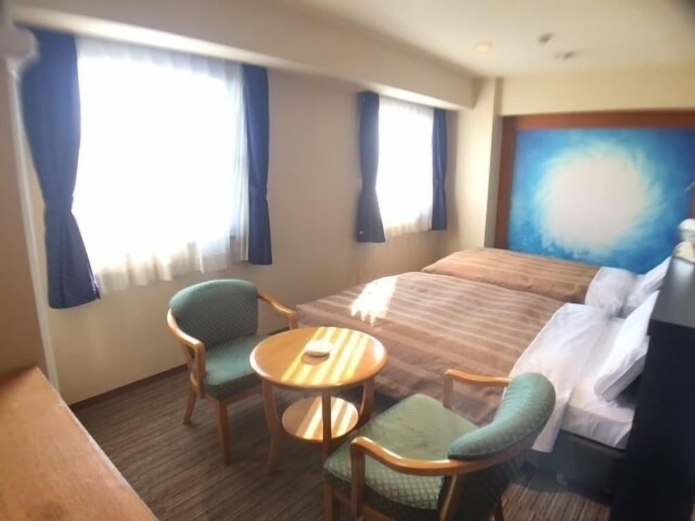 Standard Twin Room, Smoking