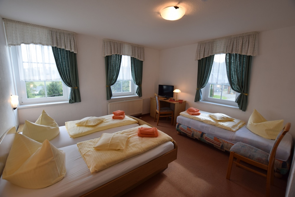 Quadruple Room photo 3
