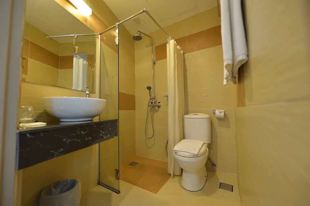 Superior Twin Room (No View) - Photo 6