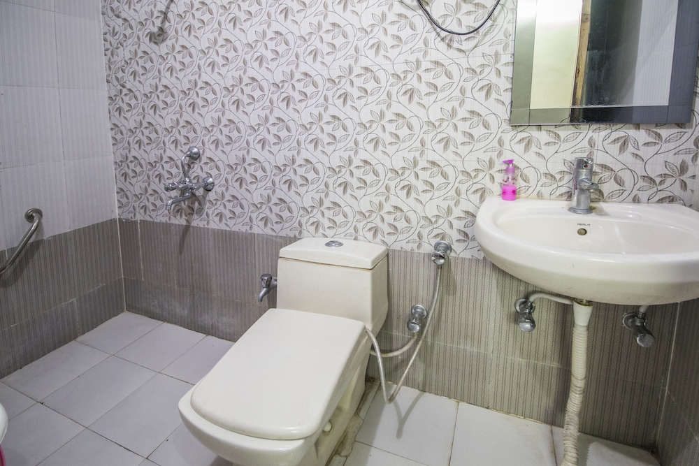 Deluxe Double Room - Photo 7