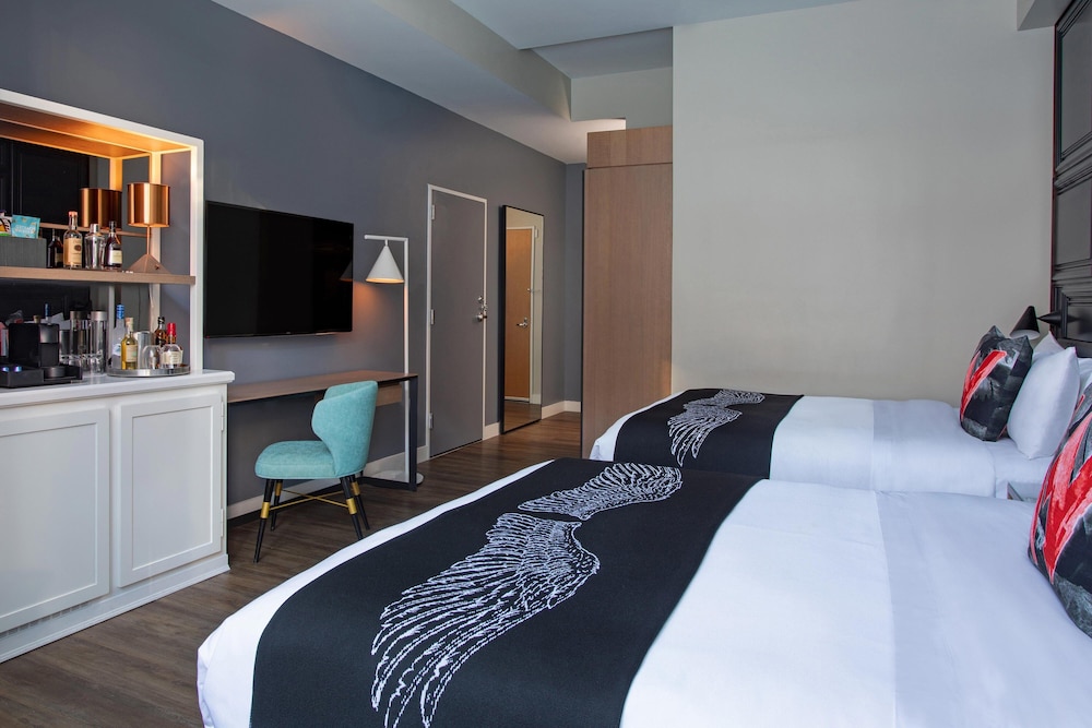 Room, 2 Queen Beds - Photo 2