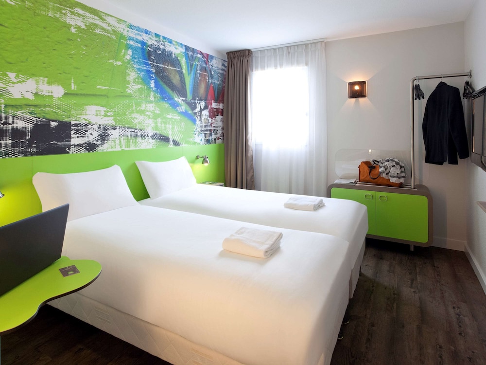 Room, Multiple Beds - Photo 3