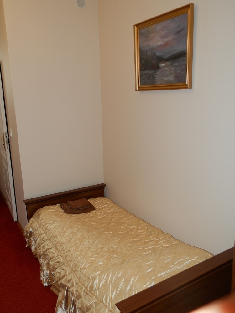 Triple Room (Number 210) photo 3