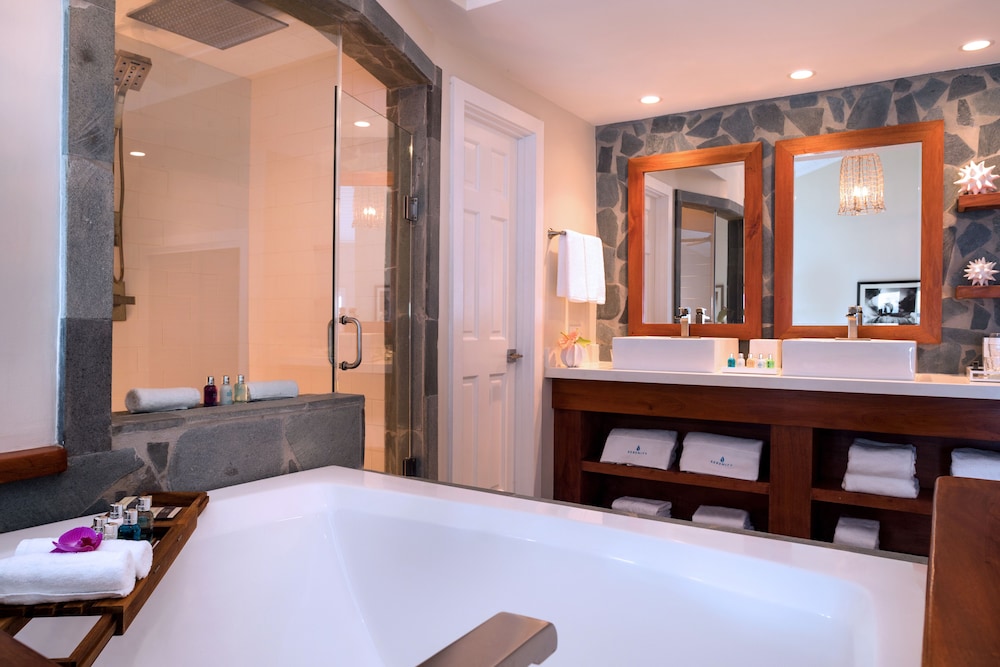 Plunge Pool Butler Suite
