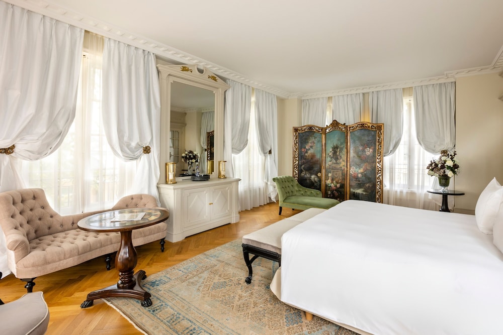 Suite - Photo 4