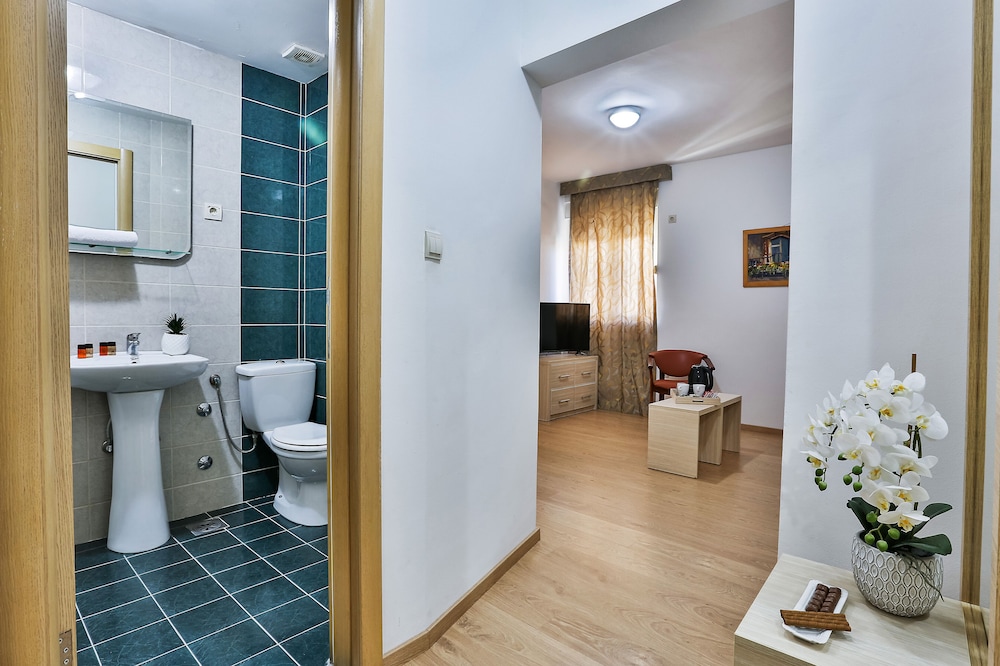 Standard Suite photo 3
