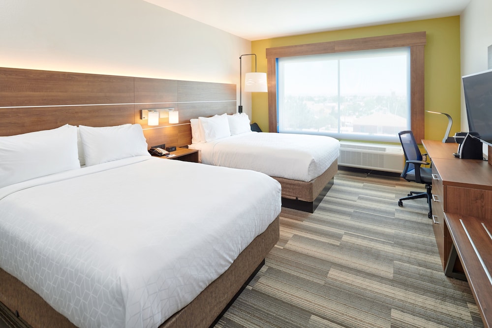 Standard Room, 2 Queen Beds, Accessible (Mobility Tub) photo 1
