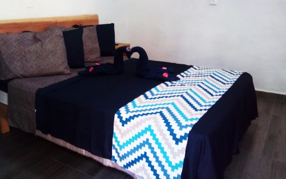 Basic Double Room, 1 Double Bed, Pool View photo 1