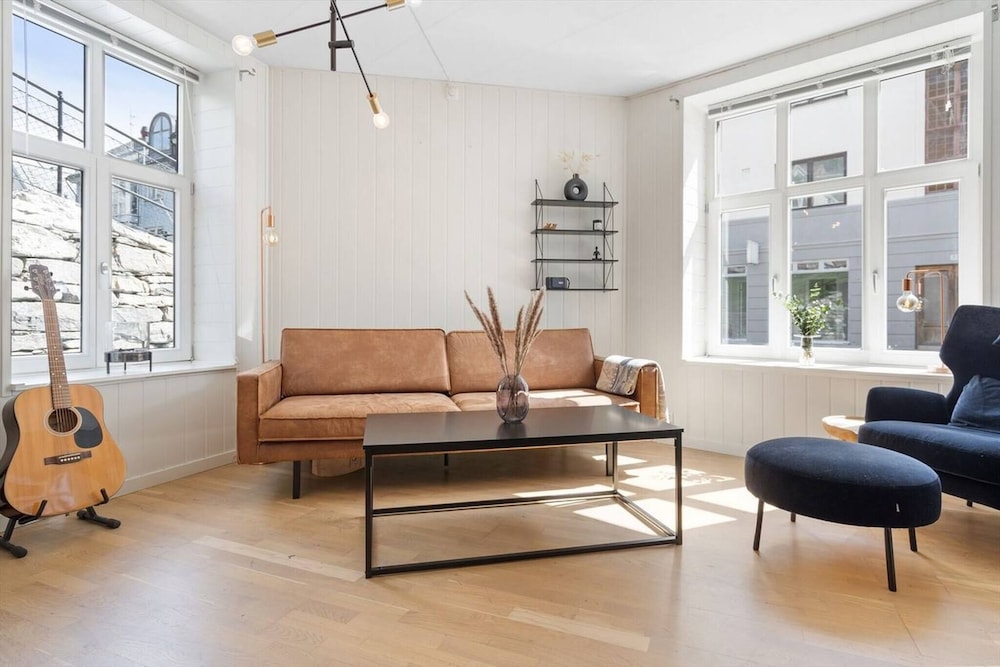 Cozy 1-bedroom Apartment in Ålesund's Heart, Kuva 14