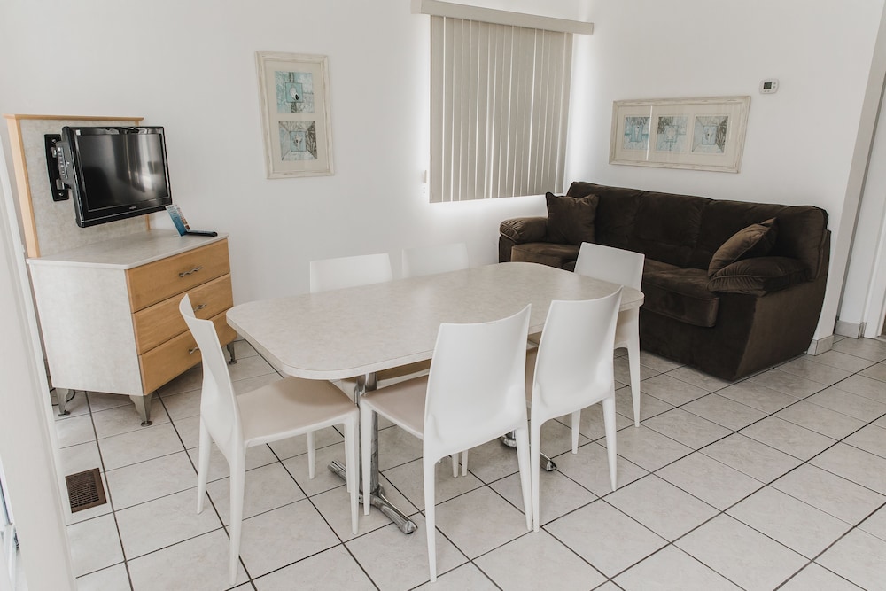Family Apartment, 2 Bedrooms, Kitchenette (Type K, Building 3) photo 3