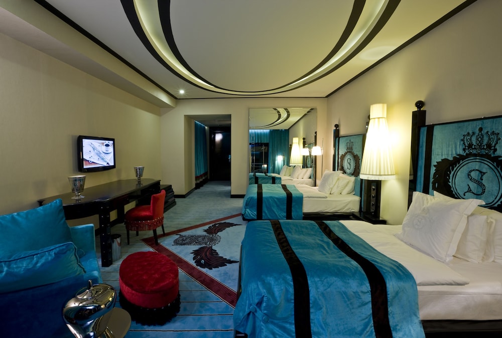 Luxury Room