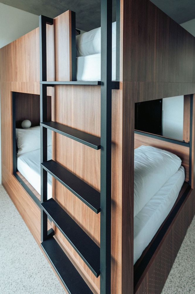 Basic Double or Twin Room - Photo 7